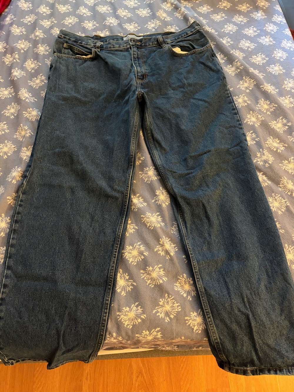 WindRiver NWOT jeans size 42 long